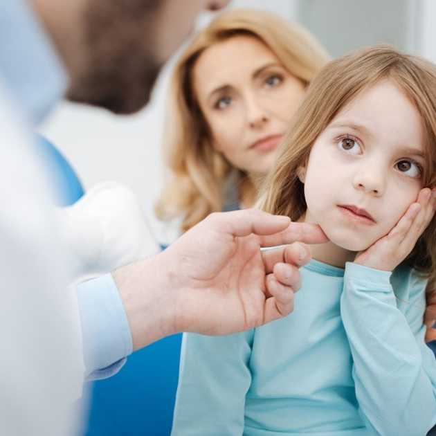 أعراض نمو الضروس عند الأطفال و4 طرق لتخفيف الألم 3 الضروس