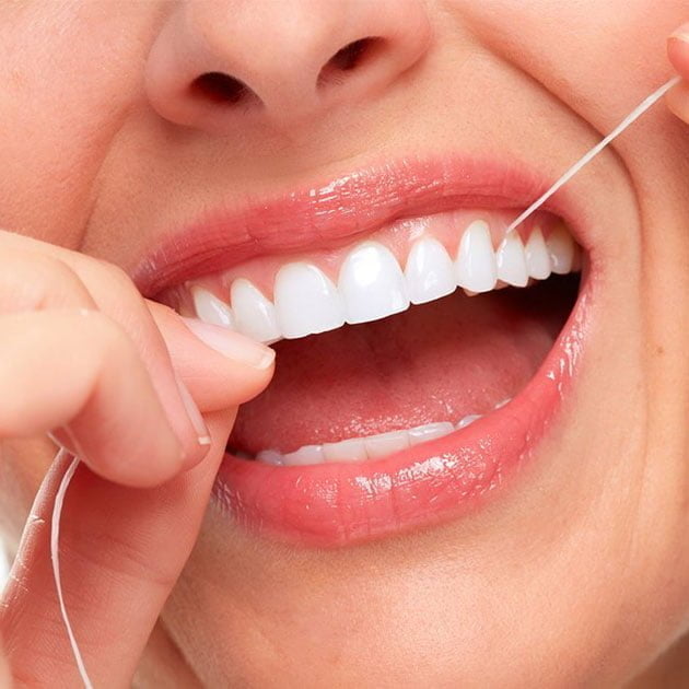 خيط الأسنان