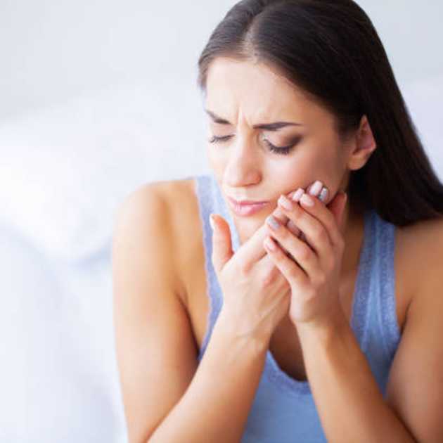 أسباب كسر الاسنان وعلاجه بـ 5 طرق مختلفة 2 كسر الاسنان (3)